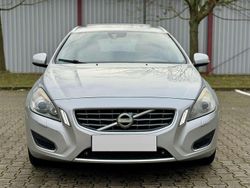 Grau Gebraucht 2012 Volvo V60 Summum Kombi | 4.150 € (Superpreis)