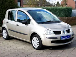 Pfefferbeige Gebraucht 2007 Renault Modus Avantage Van / Kleinbus | 3.300 € (Fairer Preis)
