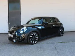 Schwarz Gebraucht 2020 Mini Cooper S Pepper Kleinwagen | 16.590 € (Guter Preis)