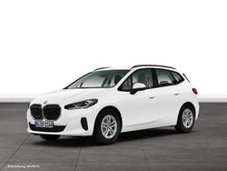 Alpinweiss Gebraucht 2024 BMW 218 Active Tourer Luxury Line Van / Kleinbus | 33.714 € (Etwas zu teuer)
