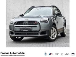 Grün Gebraucht 2024 Mini Countryman SUV | 33.480 € (Guter Preis)