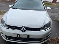 Weiß Gebraucht 2016 VW Golf VII Kleinwagen | 7.599 € (Superpreis)