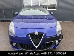 Blau Gebraucht 2017 Alfa Romeo Giulietta Super Kleinwagen | 11.990 € (Fairer Preis)