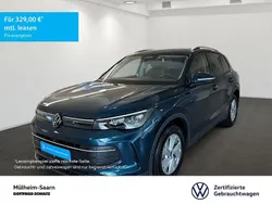 Blau Gebraucht 2024 VW Tiguan SUV | 37.680 € (Guter Preis)
