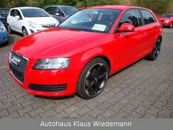 Rot Gebraucht 2009 Audi A3 Ambiente Limousine | 10.999 €