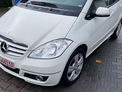 Weiß Gebraucht 2012 Mercedes A160 Limousine | 3.990 € (Guter Preis)