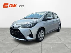 Silber Gebraucht 2019 Toyota Yaris Hybrid Business Edition Kleinwagen | 9.490 € (Superpreis)