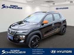 Schwarz Gebraucht 2022 Dacia Spring Comfort Plus Kleinwagen | 15.900 € (Teuer)