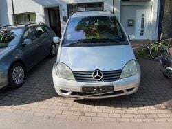 Silber Gebraucht 2002 Mercedes Vaneo Van / Kleinbus | 800 € (Guter Preis)
