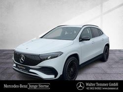 Weiß Gebraucht 2024 Mercedes EQA300 AMG SUV | 43.850 €