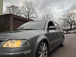 Grau Gebraucht 2003 VW Passat Kombi | 3.500 € (Teuer)