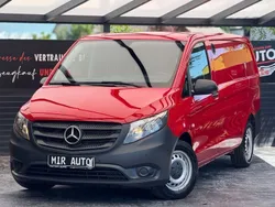 Rot Gebraucht 2020 Mercedes Vito Van / Kleinbus | 19.900 € (Teuer)