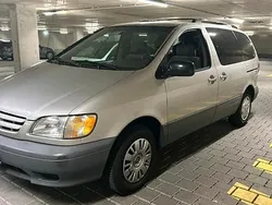 Gebraucht 2003 Toyota Sienna Van / Kleinbus | 4.300 €