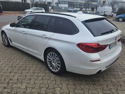 Weiß Gebraucht 2020 BMW 520 Sport Line Kombi | 34.900 €