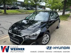 Schwarz Gebraucht 2020 Hyundai i30 Select Limousine | 14.800 €