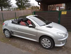 Silber Gebraucht 2004 Peugeot 206 CC Cabrio | 1.050 €