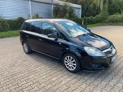 Schwarz Gebraucht 2009 Opel Zafira Van / Kleinbus | 2.550 €
