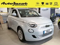 Gebraucht 2023 Fiat 500e Kleinwagen | 26.990 € (Teuer)