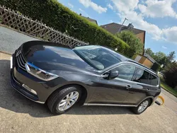Grau Gebraucht 2019 VW Passat Comfortline Kombi | 19.000 € (Superpreis)