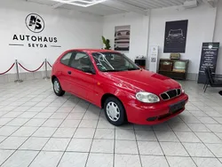 Rot Gebraucht 2000 Chevrolet Lanos SE Limousine | 1.970 €