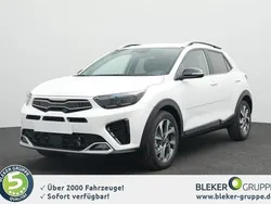 Snow white pearl Gebraucht 2024 Kia Stonic 4 SUV | 25.780 € (Teuer)