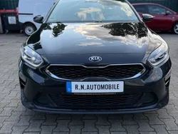 Schwarz Gebraucht 2019 Kia Ceed Limousine | 9.300 € (Fairer Preis)