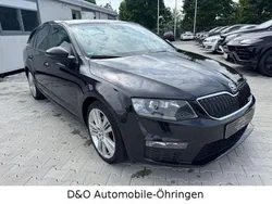 Schwarz Gebraucht 2016 Skoda Octavia RS Kombi | 9.590 € (Superpreis)