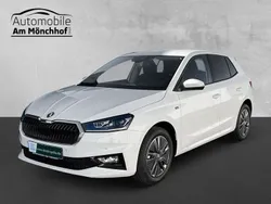 Weiß Neu 2024 Skoda Fabia Drive Limousine | 22.900 € (Teuer)
