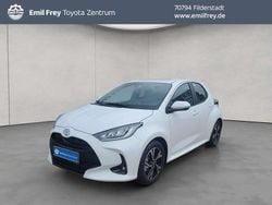 Weiß Neu 2025 Toyota Yaris Comfort Limousine | 23.540 € (Guter Preis)