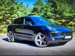 Blau Gebraucht 2018 Porsche Macan SUV | 34.000 €