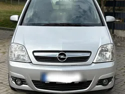 Silber Gebraucht 2006 Opel Meriva Van / Kleinbus | 3.333 € (Fairer Preis)