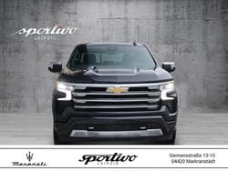 Grau Neu 2024 Chevrolet Silverado SUV | 89.989 € (Teuer)