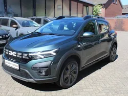 Zedergrün Neu 2025 Dacia Sandero Expression Kleinwagen | 19.270 € (Fairer Preis)