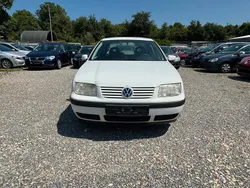 Weiß Gebraucht 2001 VW Bora Limousine | 599 € (Superpreis)