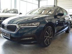 Blau Gebraucht 2022 Skoda Octavia Clever Limousine | 19.990 € (Fairer Preis)