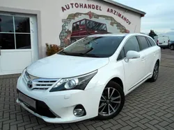 Super white 2 Gebraucht 2014 Toyota Avensis Edition Kombi | 12.790 € (Teuer)