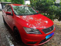 Rot Gebraucht 2014 Seat Toledo Limousine | 7.200 € (Teuer)