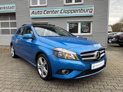 Blau Gebraucht 2013 Mercedes A180 Urban Kleinwagen | 10.900 € (Fairer Preis)