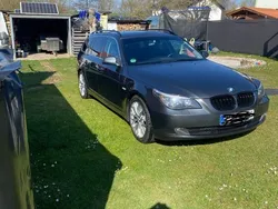 Grau Gebraucht 2009 BMW 525 Kombi | 5.500 € (Guter Preis)