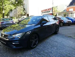 Grau Gebraucht 2018 Seat Leon ST FR Kombi | 16.950 € (Etwas zu teuer)