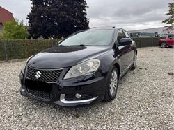 Schwarz Gebraucht 2011 Suzuki Kizashi Sport Limousine | 3.450 € (Guter Preis)