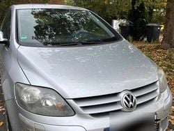 Grau Gebraucht 2006 VW Golf V Kombi | 3.200 € (Fairer Preis)