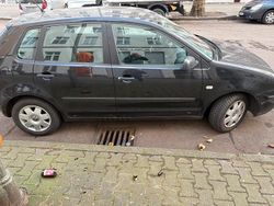 Schwarz Gebraucht 2003 VW Polo Kleinwagen | 1.200 € (Guter Preis)