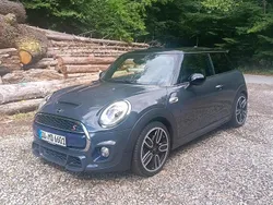 Grau Gebraucht 2016 Mini John Cooper Works Chili Kleinwagen | 14.400 €