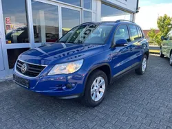Blau Gebraucht 2009 VW Tiguan Track & Field SUV | 3.990 € (Superpreis)