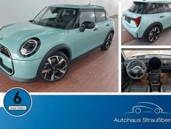 Grün Gebraucht 2024 Mini Cooper S Classic Kleinwagen | 32.490 € (Teuer)