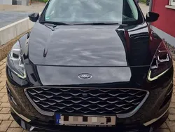 Schwarz Gebraucht 2022 Ford Kuga Vignale SUV | 25.400 € (Fairer Preis)