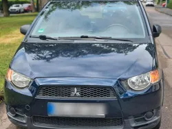 Blau Gebraucht 2011 Mitsubishi Colt Edition Limousine | 2.100 € (Fairer Preis)