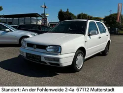 White metallic Gebraucht 1997 VW Golf III Kleinwagen | 1.890 € (Guter Preis)