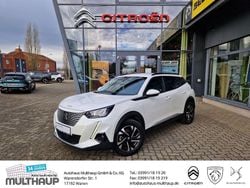 Perlmutt weiss metallic Gebraucht 2021 Peugeot e-2008 Allure SUV | 15.840 € (Guter Preis)